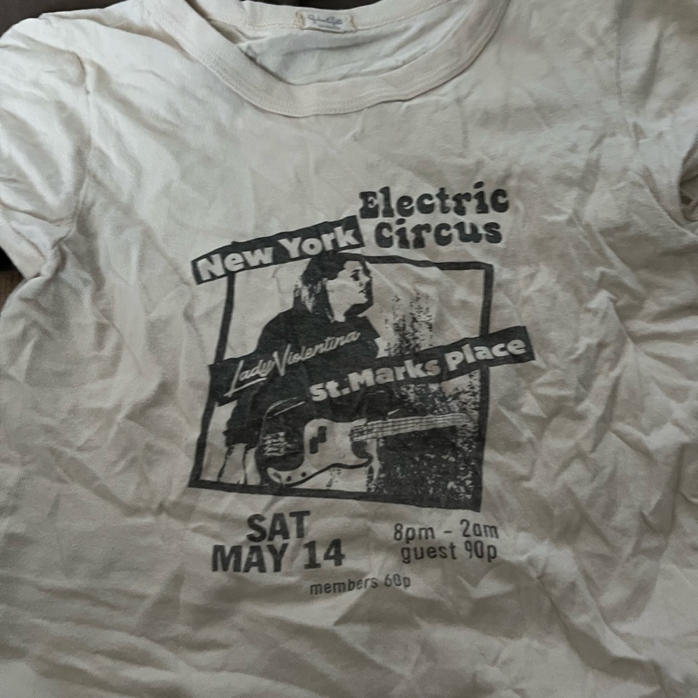 Brandy Melville Graphic Tee